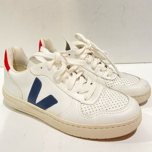 Veja Sneakers
